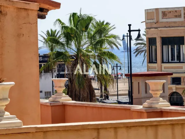 CASA EN VENTA EN PLAYA DE LA MALVARROSA DE VALENCIA.