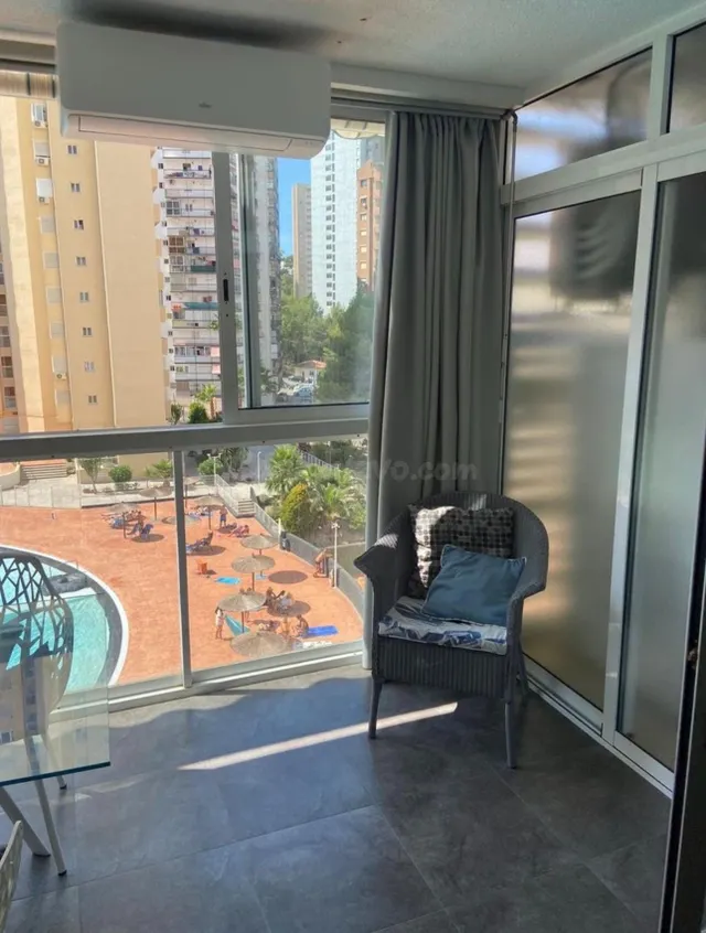Apartamento Moderno en Rincón de Loix, Benidorm - €850/mes - foto 5