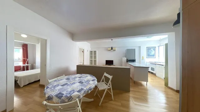 PISO DE 3 DORMITORIOS EN ALQUILER - Barrio San Antón - foto 3