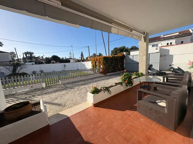 Se vende chalet independiente en Algeciras, zona colonia san miguel. — 14