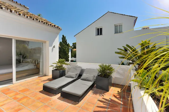 Adosado 4 habitaciones 220m² en venta - Whater Gardens — 24