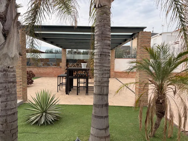 CHALET INDEPENDIENTE EN LOS CONEJOS CON PISCINA, CINCO DORMITORIOS Y AMPLIAS ZONAS DE OCIO — 33