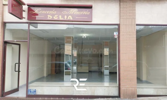 LOCAL COMERCIAL EN ZONA DE GRAN AFLUENCIA EN OVIEDO PERFECTO