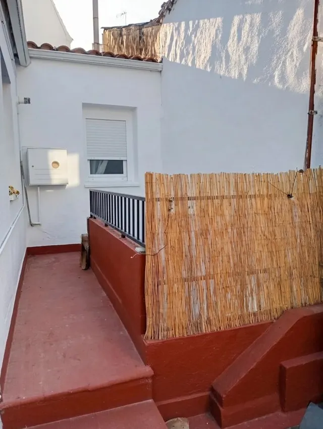 Piso reformado de 100 m2 con patio privado en Calle Barrio Nuevo — 15