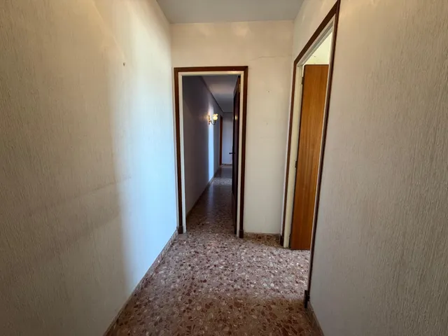 Amplia vivienda de 4 dormitorios en el centro de San Juan de Alicante — 14