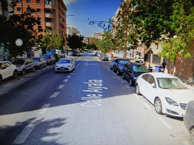 OPORTUNIDAD LOCAL EN  VENTA FERROCARRIL DEL PUERTO! POSIBILIDAD DE CAMBIO DE USO A VIVIENDA, 90 METROS, ASCENSOR, LUMINOSO, 2 GARAJES, 2 TRASTEROS, MEJOR VER... — 18