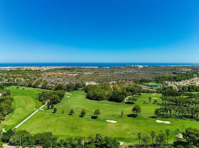 SE VENDE APARTAMENTO CON SOLARIUM EN LOMAS DE CABO ROIG — 16