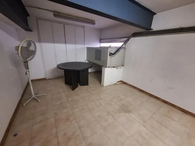 Oportunitat d’Inversió a Santa Margarida de Montbui: Ampli Local Comercial — 14