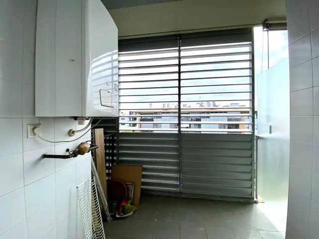 Piso en Venta Exterior con Piscina Comunitaria e Inquilino — 16