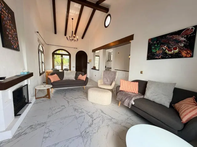 Casa 3 habitaciones 147m² en venta - Villamartín-Las Filipinas — 4
