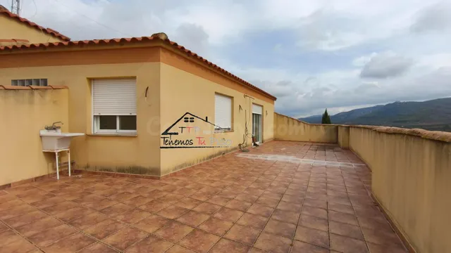 ÁTICO-DÚPLEX A ESTRENAR. 5 DORMITORIOS. 3 BAÑOS. TERRAZA DE  - foto 4