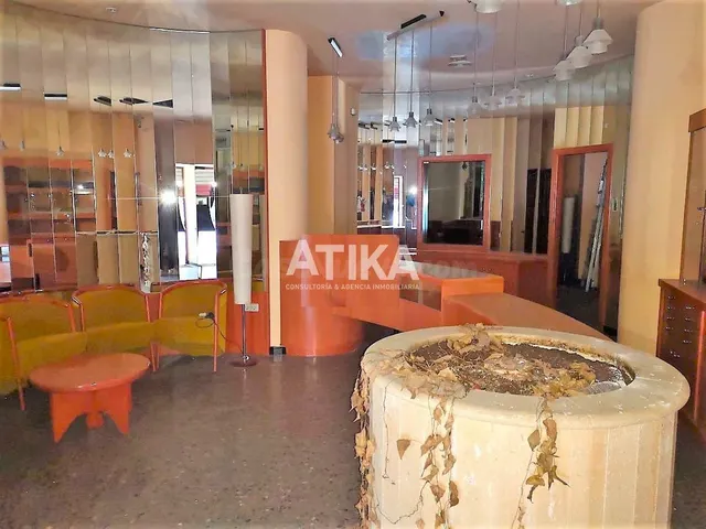 LOCAL ALQUILER MUY PRÓXIMO A ZONA DE COLEGIOS - foto 4