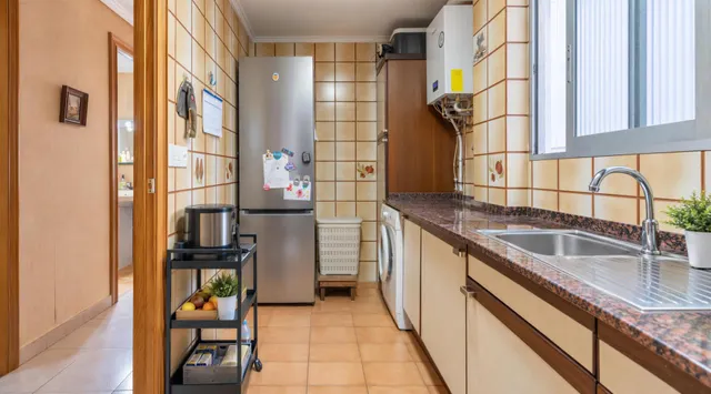 RUSSAFA NO SE MIDE SOLO EN METROS. ESTA CASA TAMBIÉN SE MIDE EN ALTURA, MEMORIA Y DECISIONES. — 9