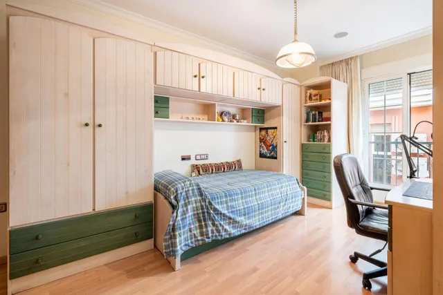 UNA CASA CON ALMA EN EL CORAZÓN DE ALMERÍA: 278 m2 Y DOS TERRAZAS PARA DISFRUTAR — 38