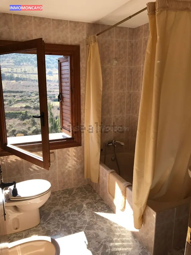 IMPRESIONANTE CHALET A LA VENTA EN TALAMANTES — 4