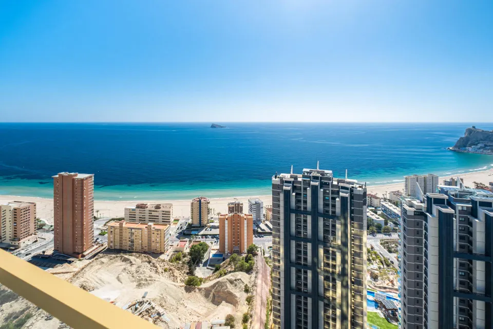 Fantastico apartamento de lujo en edificio Intempo Benidorm! www.euroloix.com