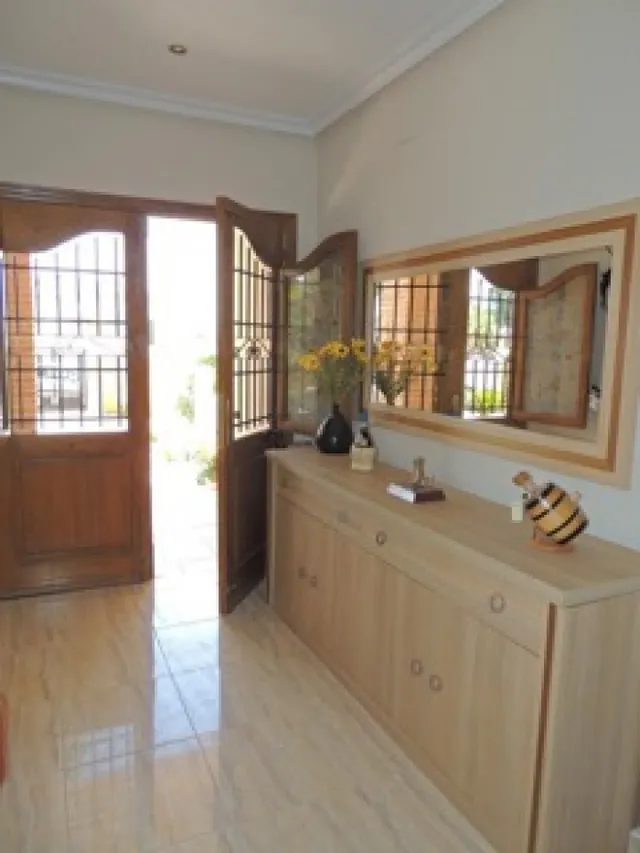 CHALET DE LUJO CON MUY BUENA ORIENTACION EN LUGAR MUY TRANQUILO — 21
