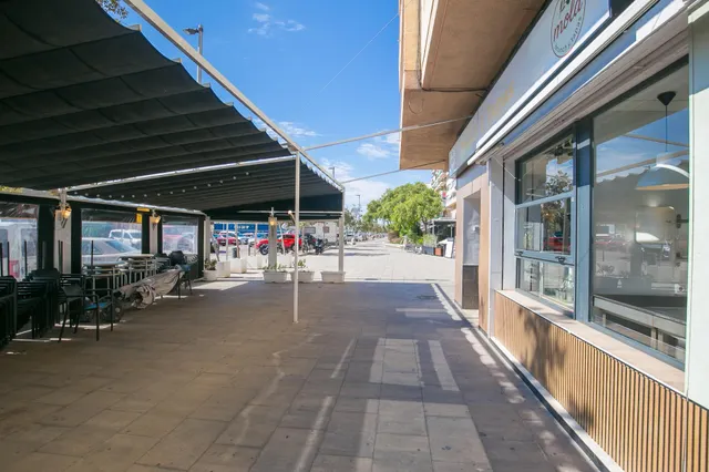 Alquiler Local Comercial en Primera Línea del Puerto de Santa Pola — 4