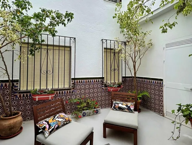 Hostal 17 habitaciones 600m² en venta - Marbella — 11