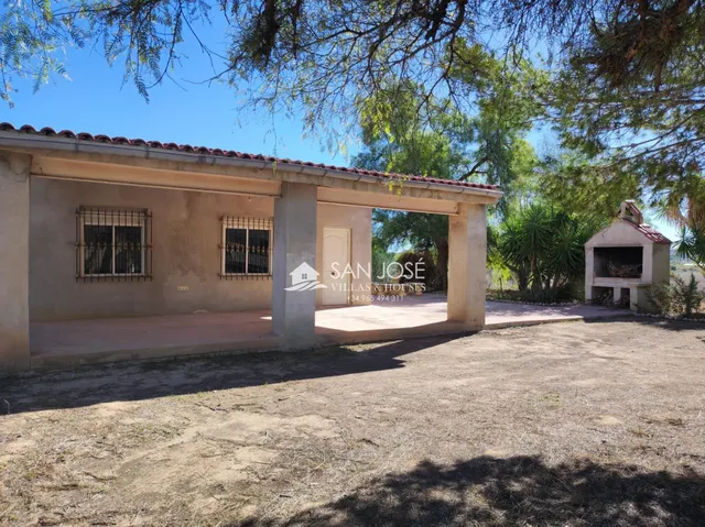 VENTA DE CHALET EN ASPE, ZONA CAMINO VIEJO DE HONDÓN