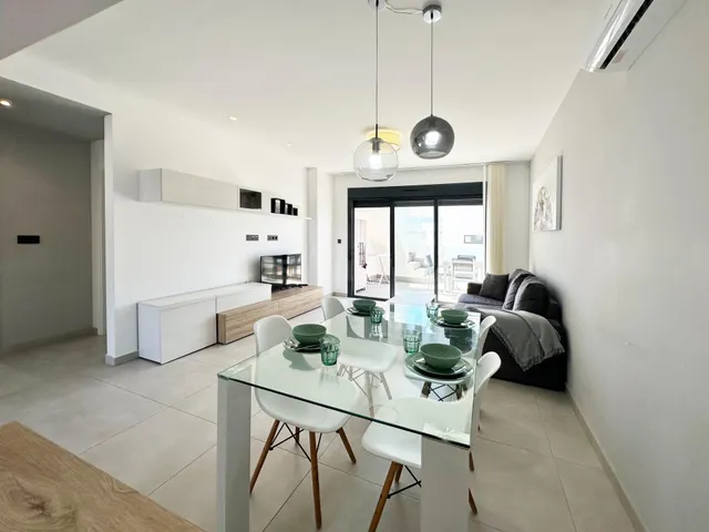 Exclusivo Apartamento Seminuevo en Guardamar del Segura - El