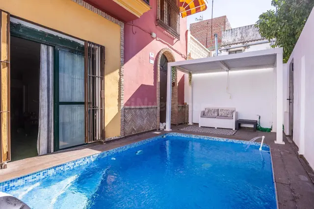 Chalet adosado en Calle Carmona, Tiro de Línea, Sevilla - foto 3