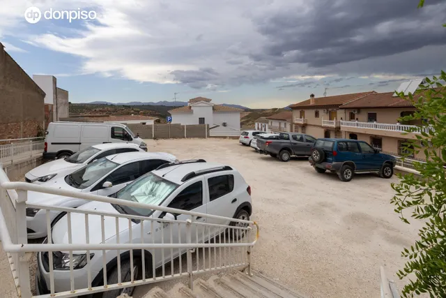¡Tu hogar ideal te espera en Moraleda de Zafayona! — 44