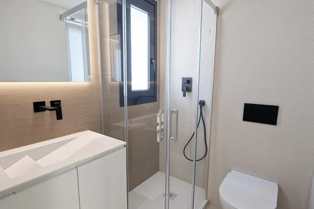 ÁTICO  EXCLUSIVO EN PRIMERA LÍNEA DE PLAYA CON TERRAZA Y VISTAS PANORÁMICAS! PLAZA DE GARAJE Y TRASTERO OPCIONALES! — 9