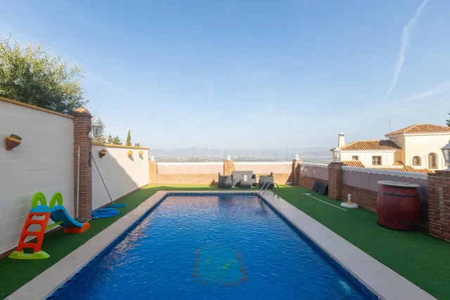 Chalet independiente en venta en Calle Martinete - foto 2