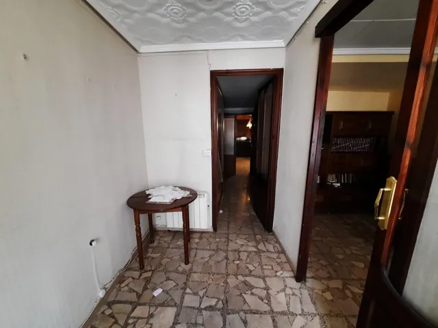 EXCELENTES POSIBILIDADES EN ZCNA CENTRO DE AYORA — 13