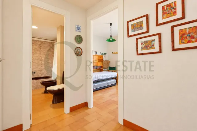 Vistas abiertas al mar y gran terraza en Cabo de las Huertas · 3 dormitorios y 2 baños — 25