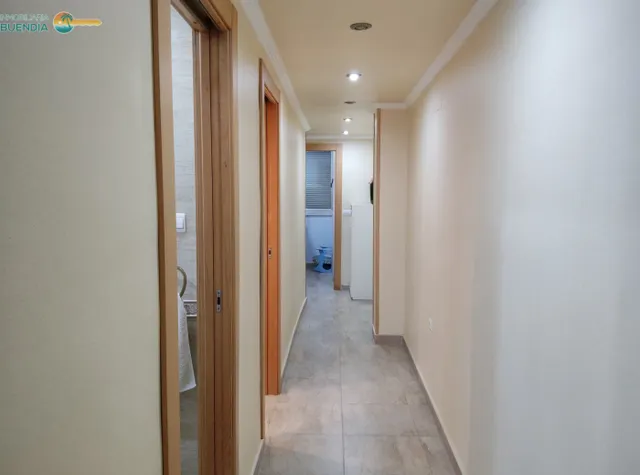 AMPLIO PISO TOTALMENTE REFORMADO EN 1ºLÍNEA DE PLAYA — 11