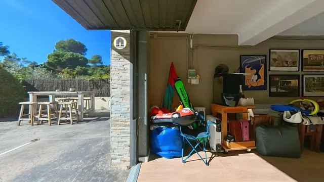 Casa reformada de tres plantas con piscina, jacuzzi, gimnasio, sauna  y vistas a parque natural — 41