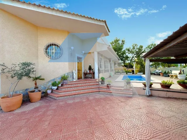Magnífico Chalet en Parcela Urbana en Haygón — 3