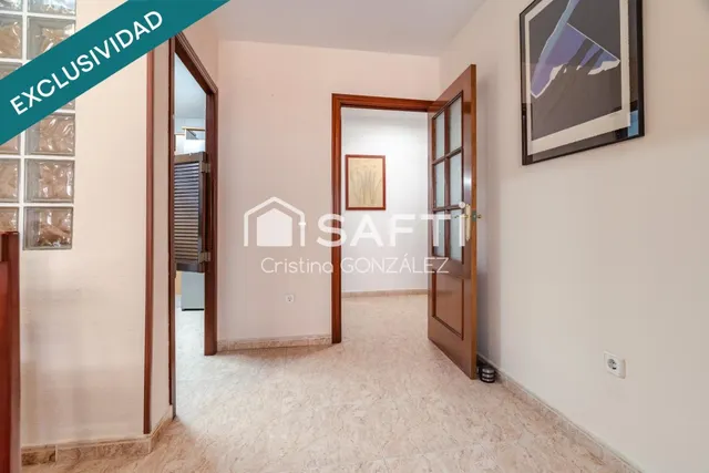 “Tu hogar ideal en Santa Maria – Fondo Sumella: práctico, luminoso y listo para entrar.” — 14