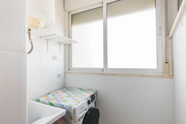 PISO EN ALCANTARILLA — 14