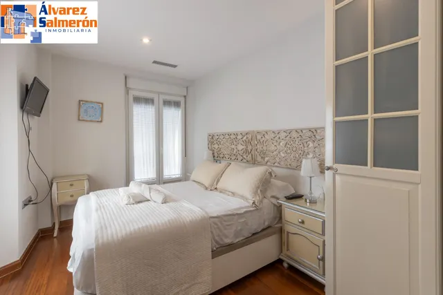 ¡CASA CON ENCANTO Y VISTAS EN PLENA PLAZA DE SANTO DOMINGO... EN EL EMBLEMÁTICO BARRIO DEL REALEJO! — 46