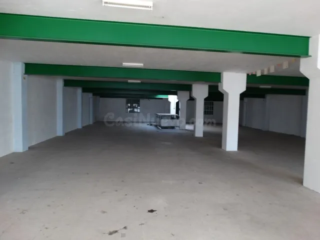 EXCELENTE I AMPLIO LOCAL COMERCIAL EN EL CENTRO DE AMPOSTA - foto 2