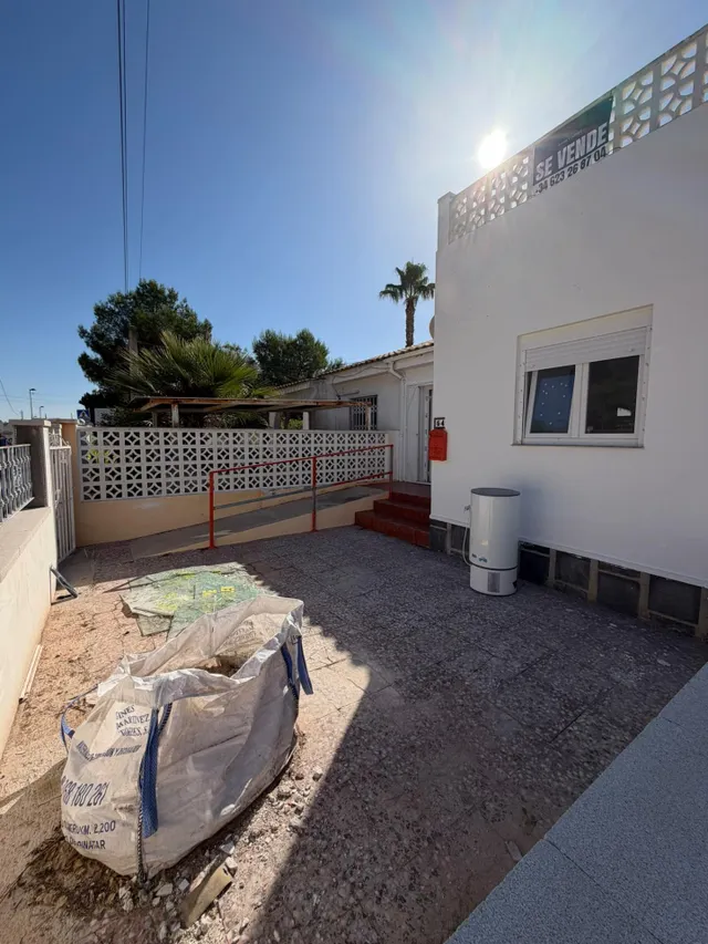 Planta baja con jardín, solárium y posibilidad de piscina en Pinar de Campoverde — 12