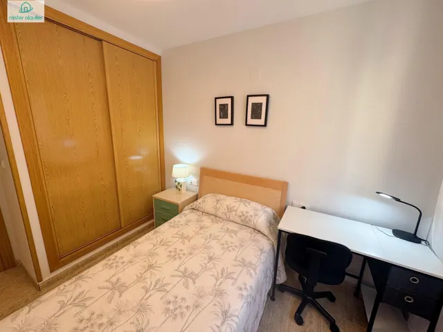 ALQUILER DE HABITACIÓN PARA ESTUDIANTE, IDEAL PARA UNIVERSITARIO DE MEDICINA Y CIENCIAS DE LA SALUD — 42