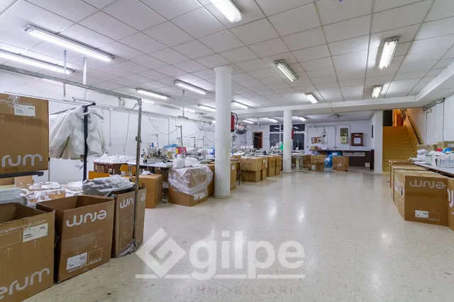 Almacén en venta en Marchena, zona Madre de Dios