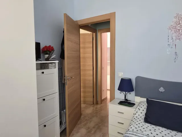 Piso reformado , 3 habitaciones zona de Barrio de Ventas — 31