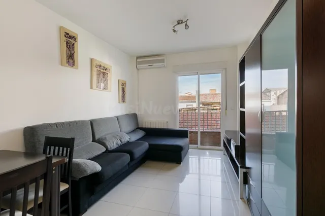 Acogedor Piso en Armilla: Ideal para Inversión o Primera Vivienda — 2