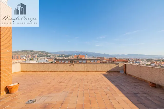 Exclusivo atico en residencial gran parque  en venta de 4 dormitorios en el barrio albayda — 13
