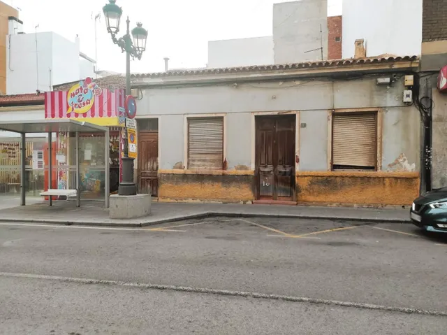 Casa en Planta Baja junto al ayuntamiento de Guardamar del S