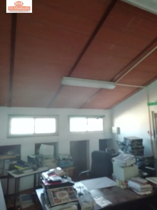 EXTRAORDINARIO LOCAL EN VENTA EN MADRIGUERAS PREPARADO PARA EDIFICAR VIVIENDA — 9
