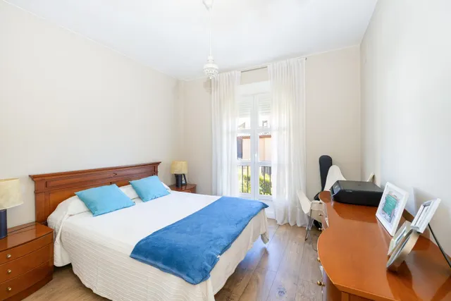 MAGNÍFICO CHALET EN URB. SUEÑOS DE CADIMA, ALHENDIN — 28