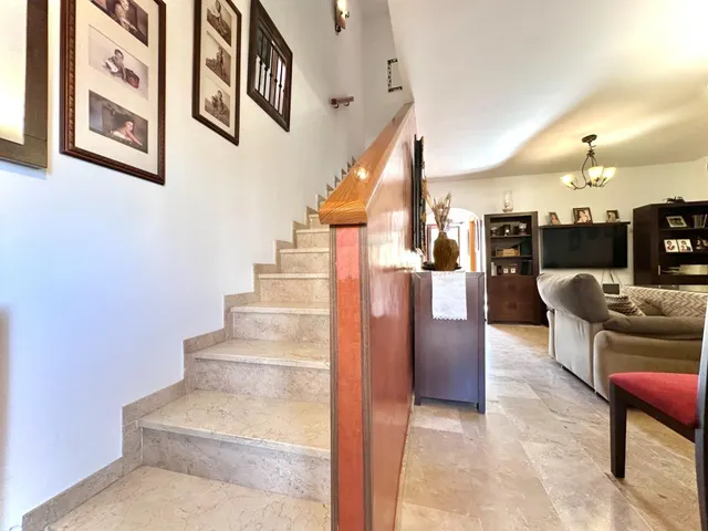 Adosado 3 habitaciones 189m² en venta - Zona metropolitana — 24