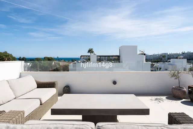 Chalet 5 habitaciones 250m² en venta - Marbella — 5