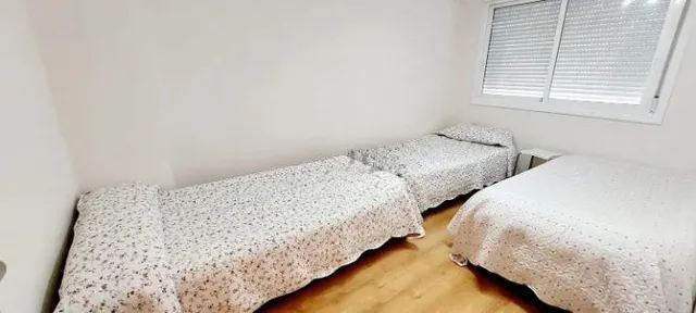 Piso 3 dormitorios junto al Barrio do Cura — 20